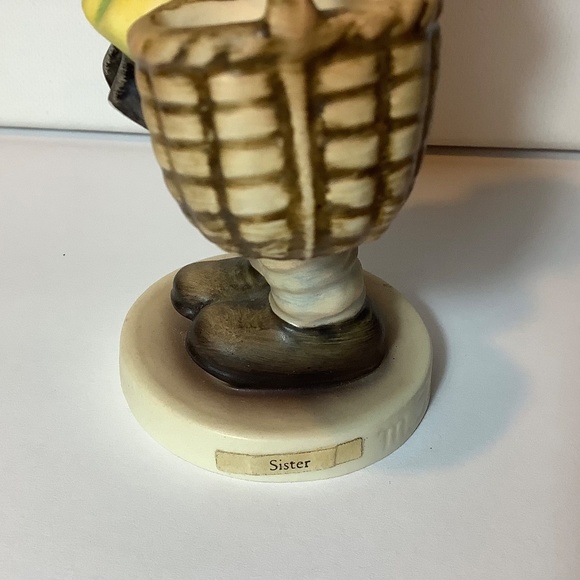 Hummel “Sister” figurine. Vintage - Picture 5 of 6